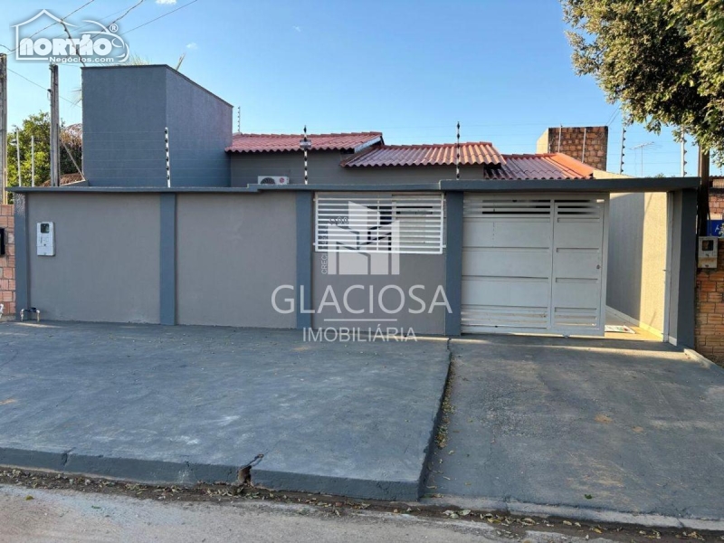 Casa à venda com 3 quartos, 170m² - Foto 1