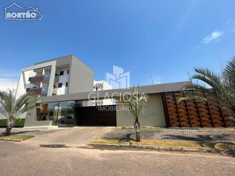 Casa à venda com 4 quartos, 82m² - Foto 2