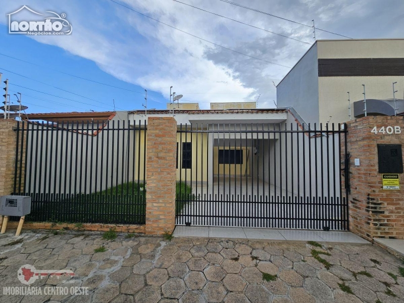 Casa à venda com 3 quartos, 112m² - Foto 2