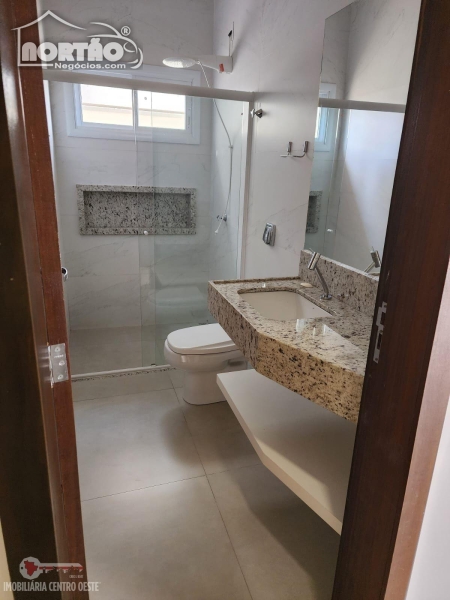 Casa à venda com 1 quarto, 190m² - Foto 8