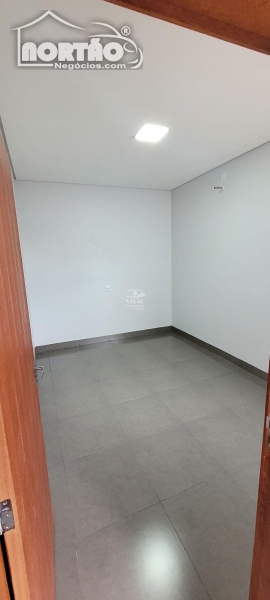 Casa à venda com 3 quartos, 56m² - Foto 4