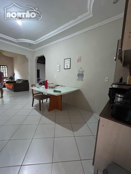 Casa à venda com 3 quartos, 100m² - Foto 6