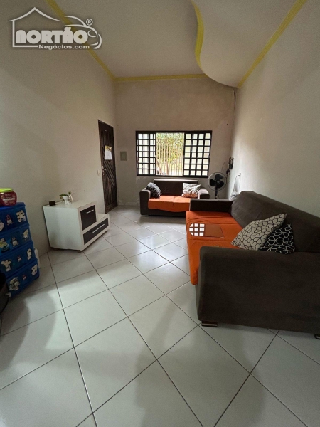 Casa à venda com 3 quartos, 100m² - Foto 10