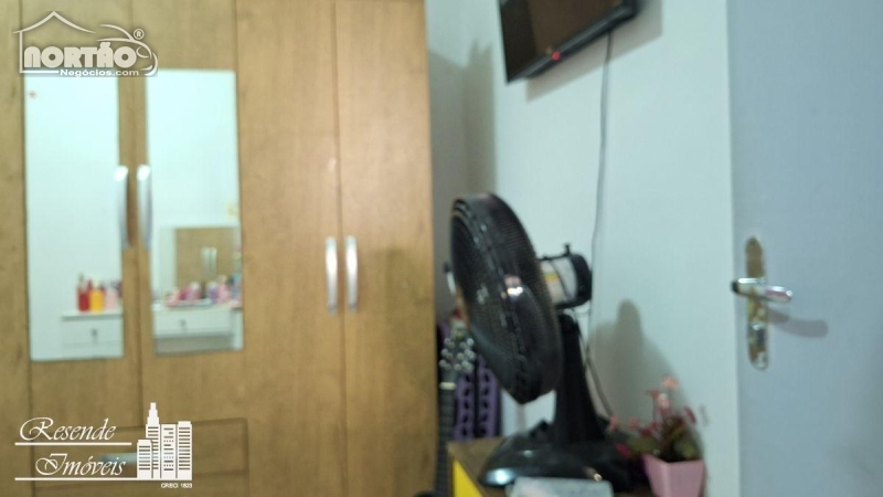 Casa à venda com 3 quartos, 42m² - Foto 6