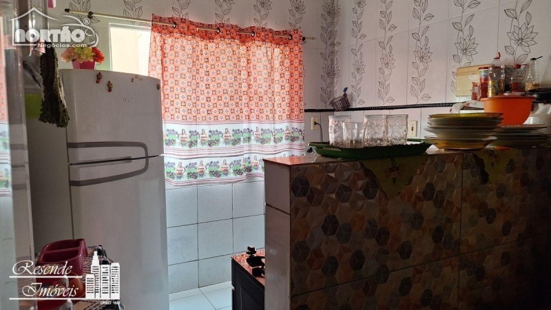 Casa à venda com 3 quartos, 42m² - Foto 8