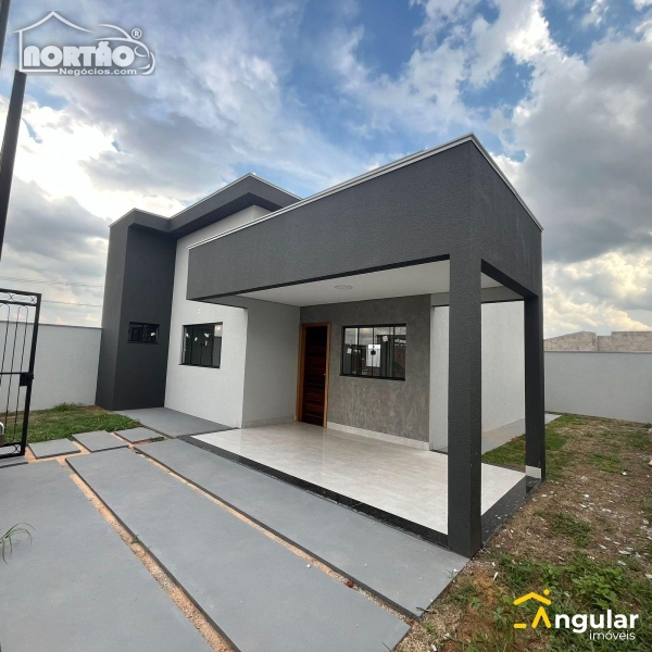 CASA a venda no JARDIM TROPICAL em Sinop/MT