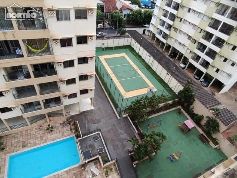 Casa à venda com 2 quartos, 72m² - Foto 2