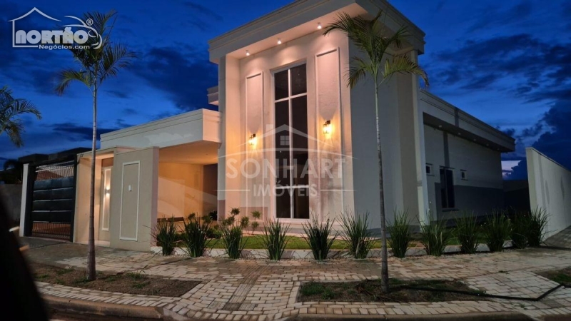 CASA a venda no AQUARELA DAS ARTES em Sinop/MT
