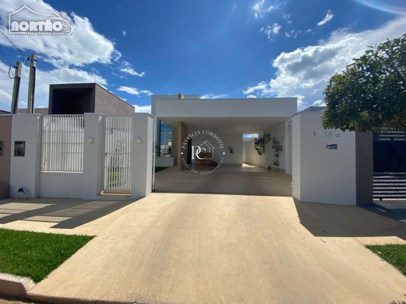 Casa à venda, 250m² - Foto 2