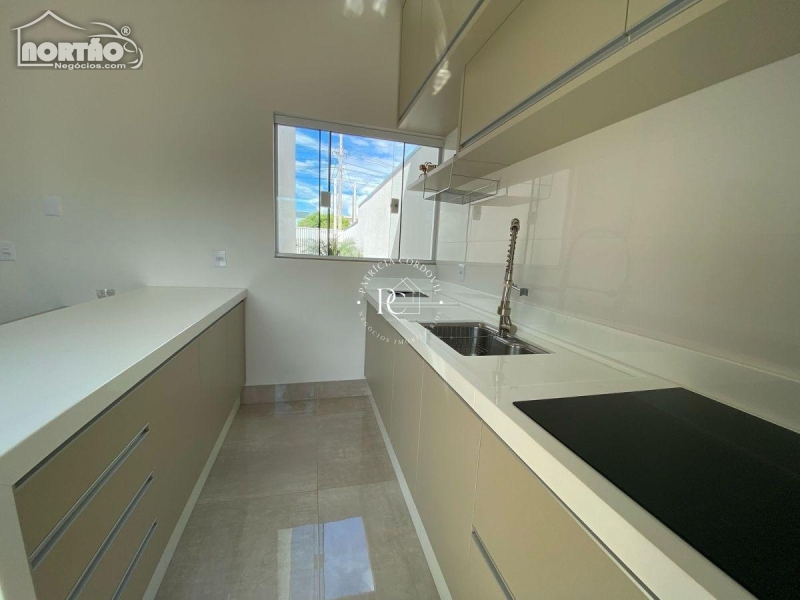 Casa à venda, 250m² - Foto 9
