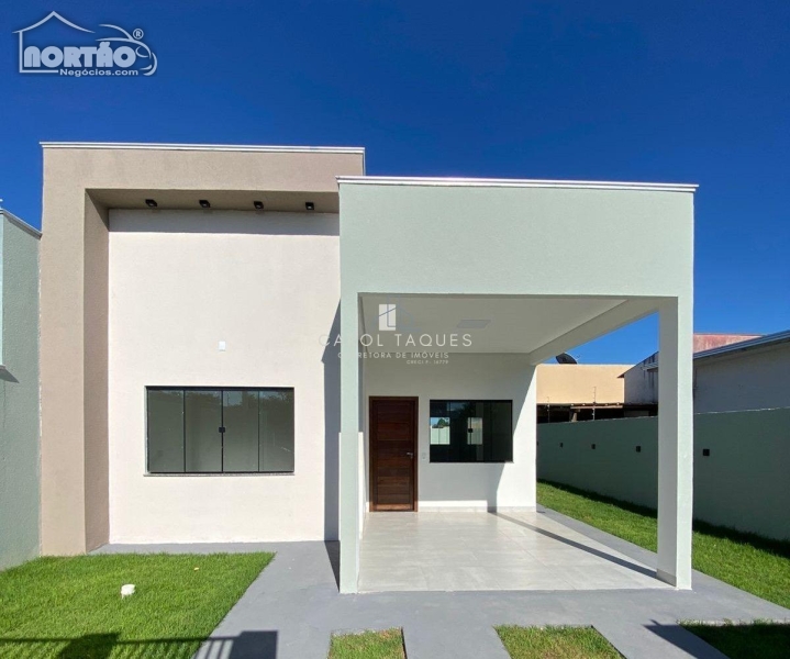 CASA a venda no RESIDENCIAL BURITIS em Sinop/MT