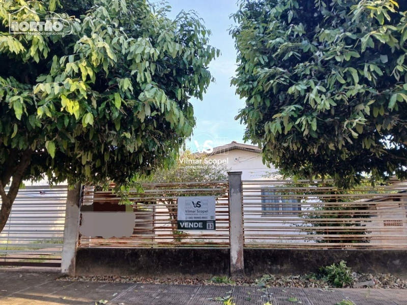 CASA A VENDA NO JARDIM VIOLETAS EM SINOP/MT