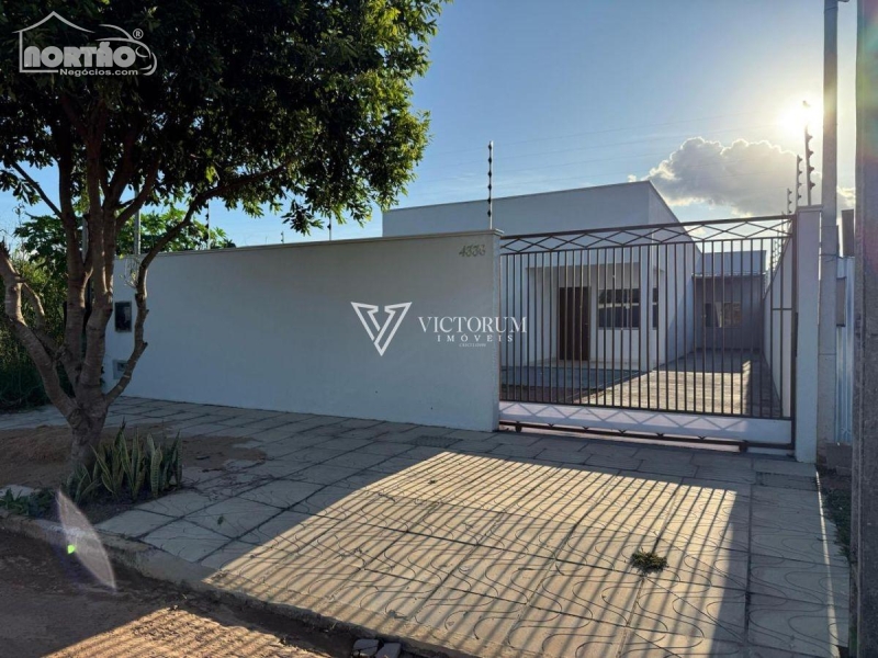 CASA A VENDA NO JARDIM BOUNGAINVILLE EM SINOP/MT