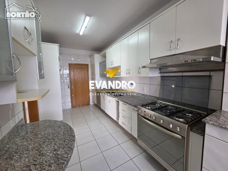APARTAMENTO A VENDA NO PICO DO AMOR EM CUIABÁ/MT