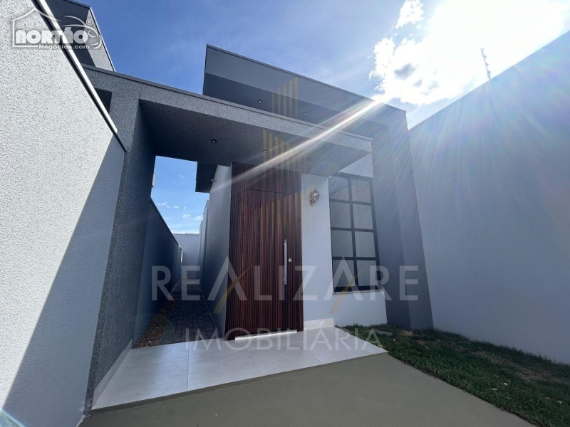 CASA A VENDA NO JARDIM MILÃO EM SINOP/MT