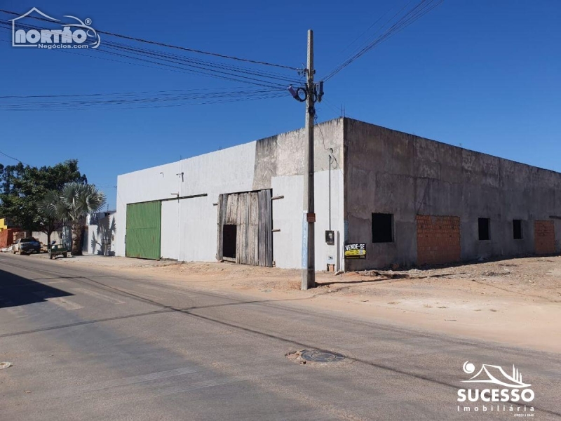 BARRACÃO a venda no SETOR COMERCIAL em Sinop/MT