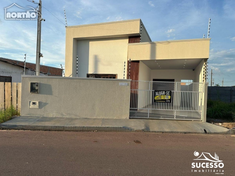 CASA para locação no RESIDENCIAL CARANDÁ BOSQUE em Sinop/MT