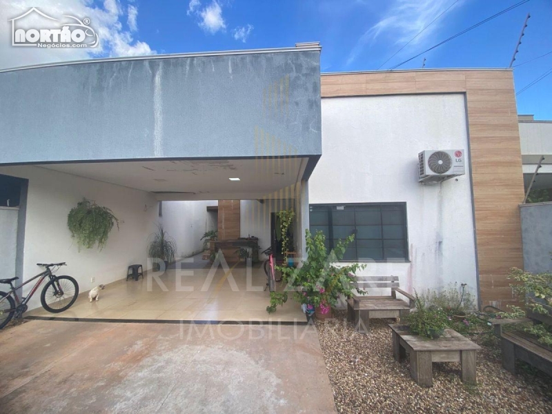 CASA A VENDA NO JARDIM PAULISTA 2 EM SINOP/MT