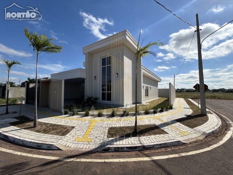 CASA A VENDA NO AQUARELA DAS ARTES EM SINOP/MT