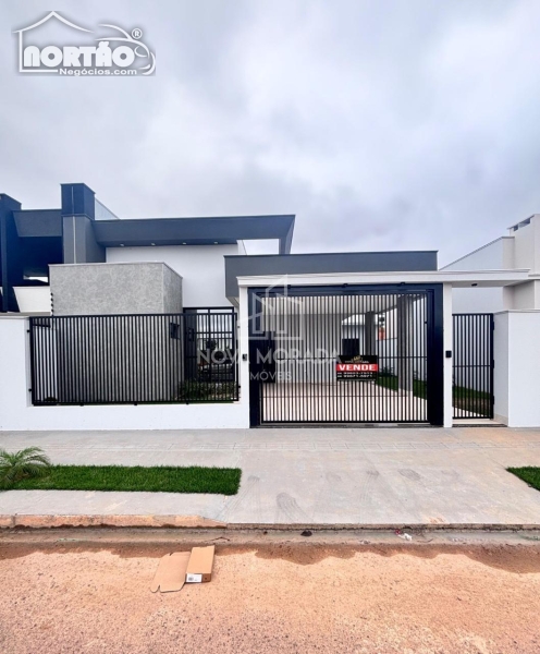 CASA a venda no 4 ESTAÇÕES em Sinop/MT