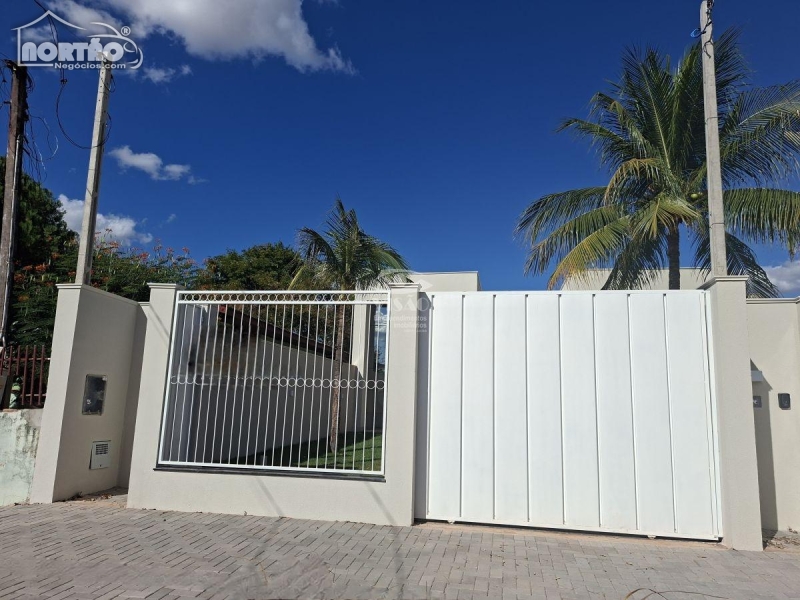 CASA A VENDA NO JARDIM IMPERIAL EM SINOP/MT