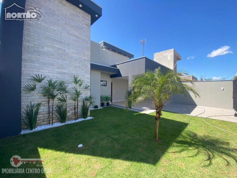 CASA a venda no JARDIM PIENZA em Sinop/MT