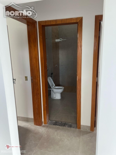 Casa à venda com 3 quartos, 103m² - Foto 5