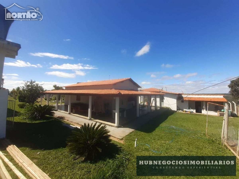 Casa à venda com 4 quartos, 14m² - Foto 6