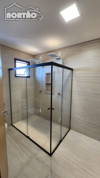 Casa à venda com 4 quartos, 210m² - Foto 5