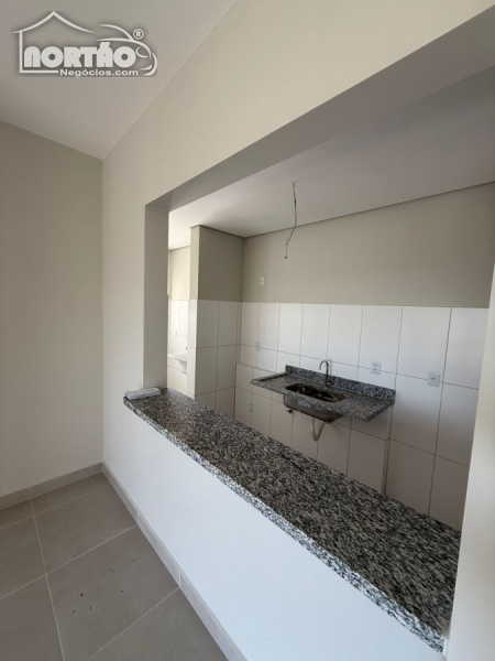 Casa à venda com 3 quartos, 66m² - Foto 3