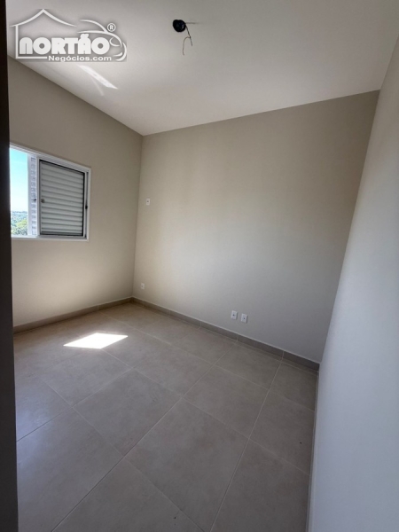 Casa à venda com 3 quartos, 66m² - Foto 5