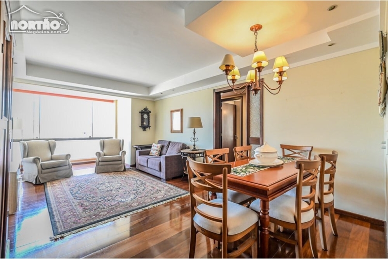 APARTAMENTO A VENDA NO RIO BRANCO EM PORTO ALEGRE/RS