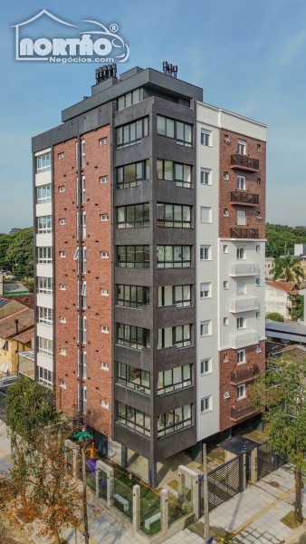 APARTAMENTO A VENDA NO HIGIENÓPOLIS EM PORTO ALEGRE/RS