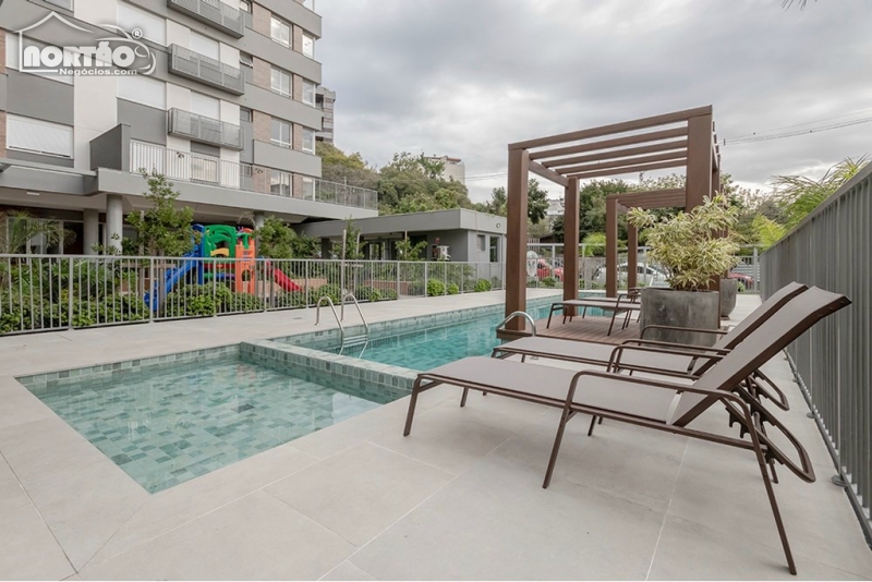 APARTAMENTO A VENDA NO MOINHOS DE VENTO EM PORTO ALEGRE/RS