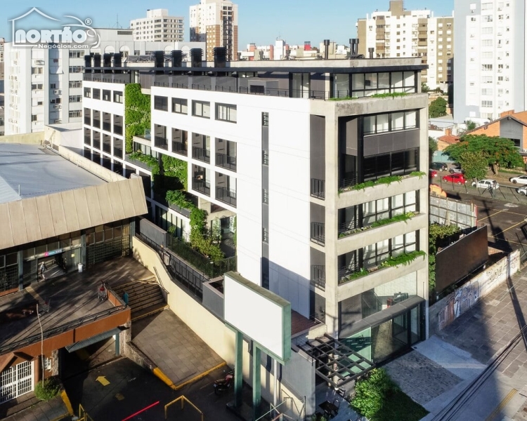 APARTAMENTO A VENDA NO MENINO DEUS EM PORTO ALEGRE/RS