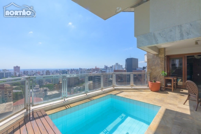 APARTAMENTO A VENDA NO RIO BRANCO EM PORTO ALEGRE/RS