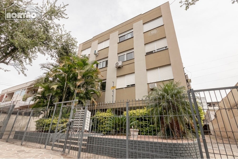 APARTAMENTO A VENDA NO PASSO DA AREIA EM PORTO ALEGRE/RS