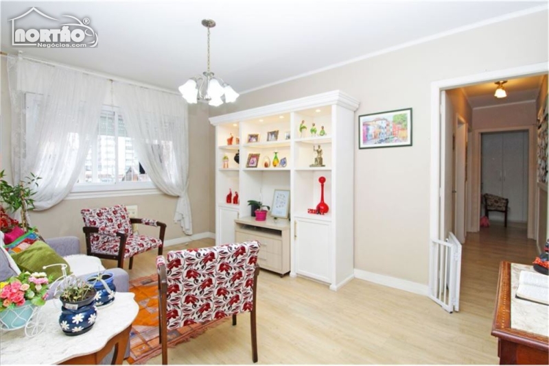 APARTAMENTO A VENDA NO MENINO DEUS EM PORTO ALEGRE/RS