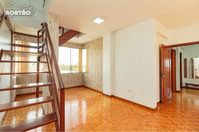 APARTAMENTO A VENDA NO PASSO DA AREIA EM PORTO ALEGRE/RS