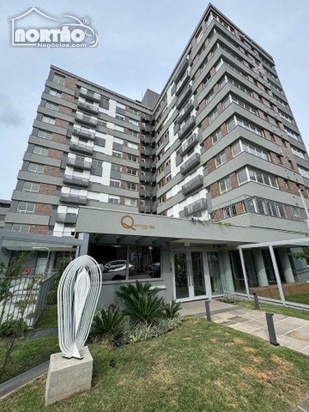 APARTAMENTO A VENDA NO MOINHOS DE VENTO EM PORTO ALEGRE/RS