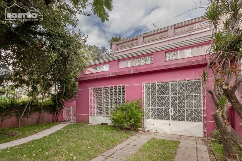 CASA A VENDA NO HIGIENÓPOLIS EM PORTO ALEGRE/RS