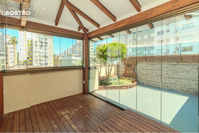 APARTAMENTO A VENDA NO SANTANA EM PORTO ALEGRE/RS