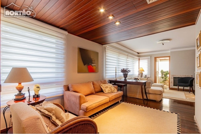 APARTAMENTO A VENDA NO RIO BRANCO EM PORTO ALEGRE/RS