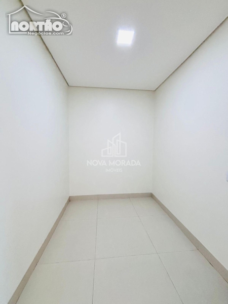 Casa à venda com 4 quartos, 168m² - Foto 6