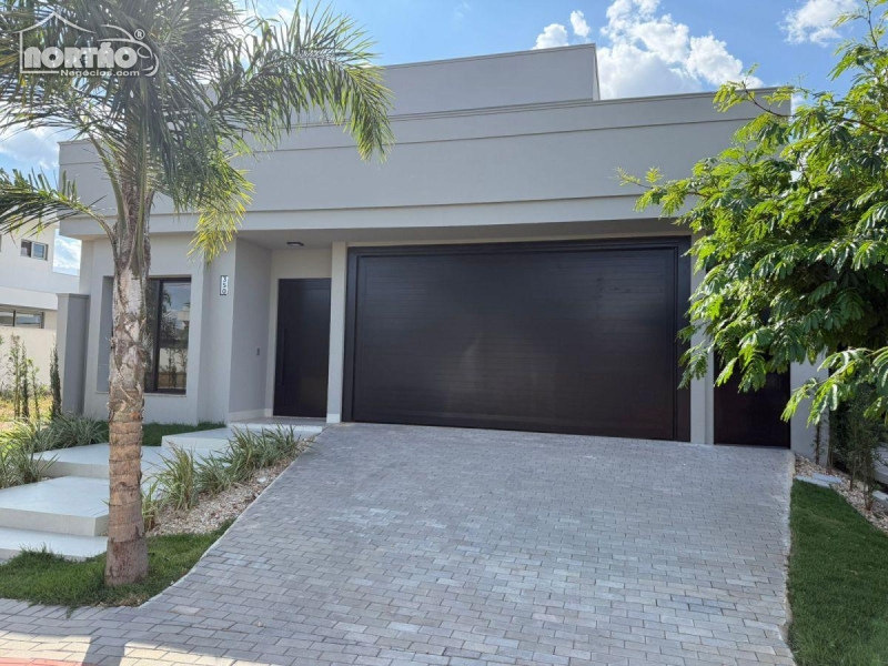 CASA a venda no CONDOMINIO ALAMEDA DAS CORES em Sinop/MT