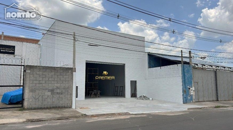 Casa à venda, 363m² - Foto 2