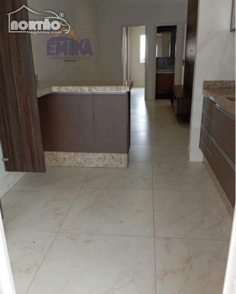 Casa à venda com 3 quartos, 53m² - Foto 10