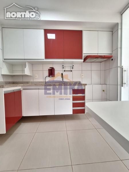 Casa à venda com 2 quartos, 75m² - Foto 10