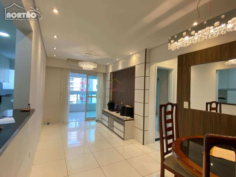 Apartamento para locação no CANTO DO FORTE em Praia Grande/SP