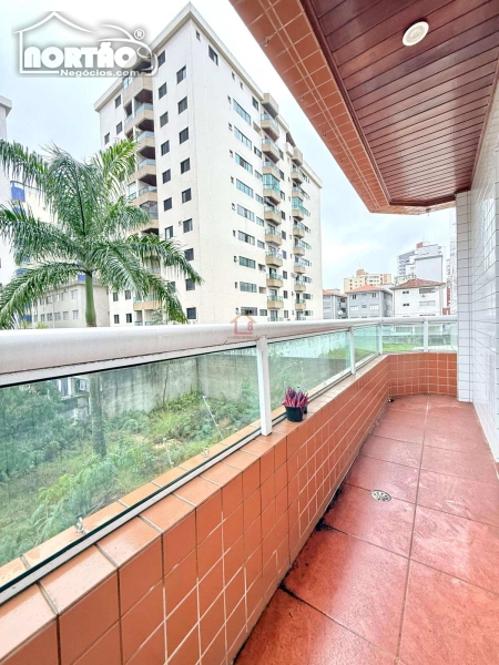 Apartamento a venda no GUILHERMINA em Praia Grande/SP